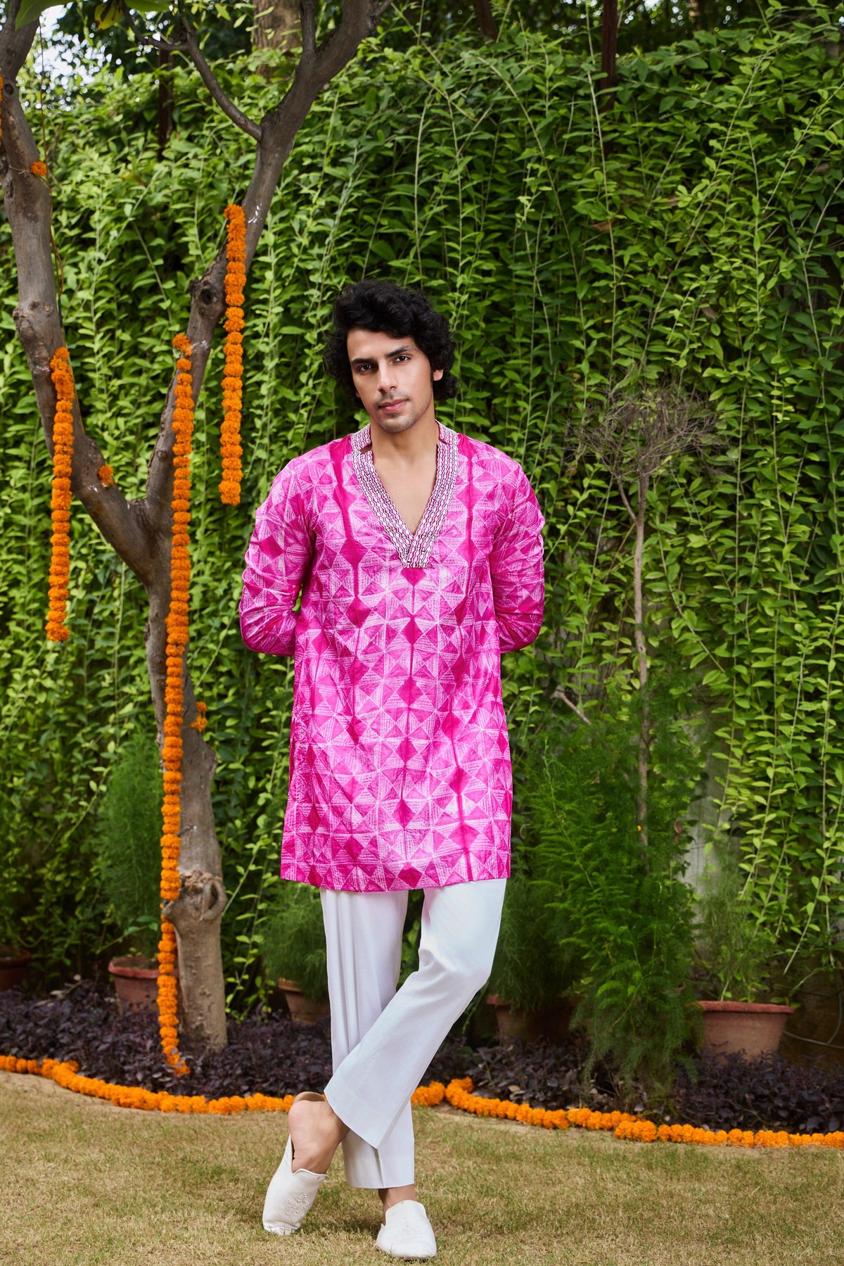 FUSCHIA SHIBORI TIE-DYE EMBROIDERY SILK KURTA TROUSER SET