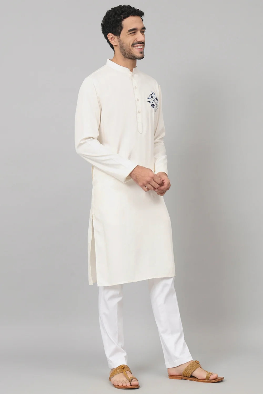 Avorio Motif embroidered cotton Kurta