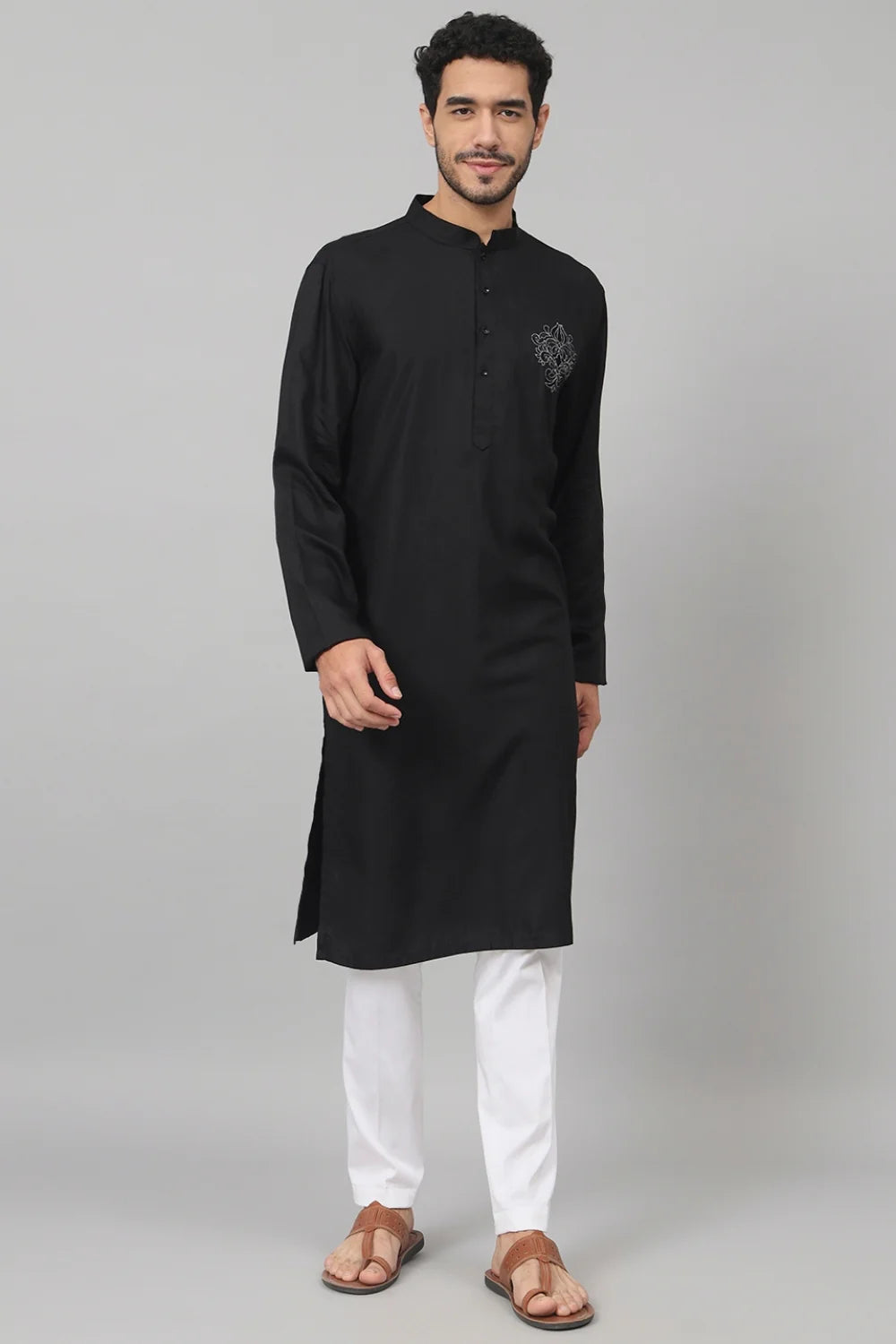 Carvao Coal motif embroidered cotton kurta