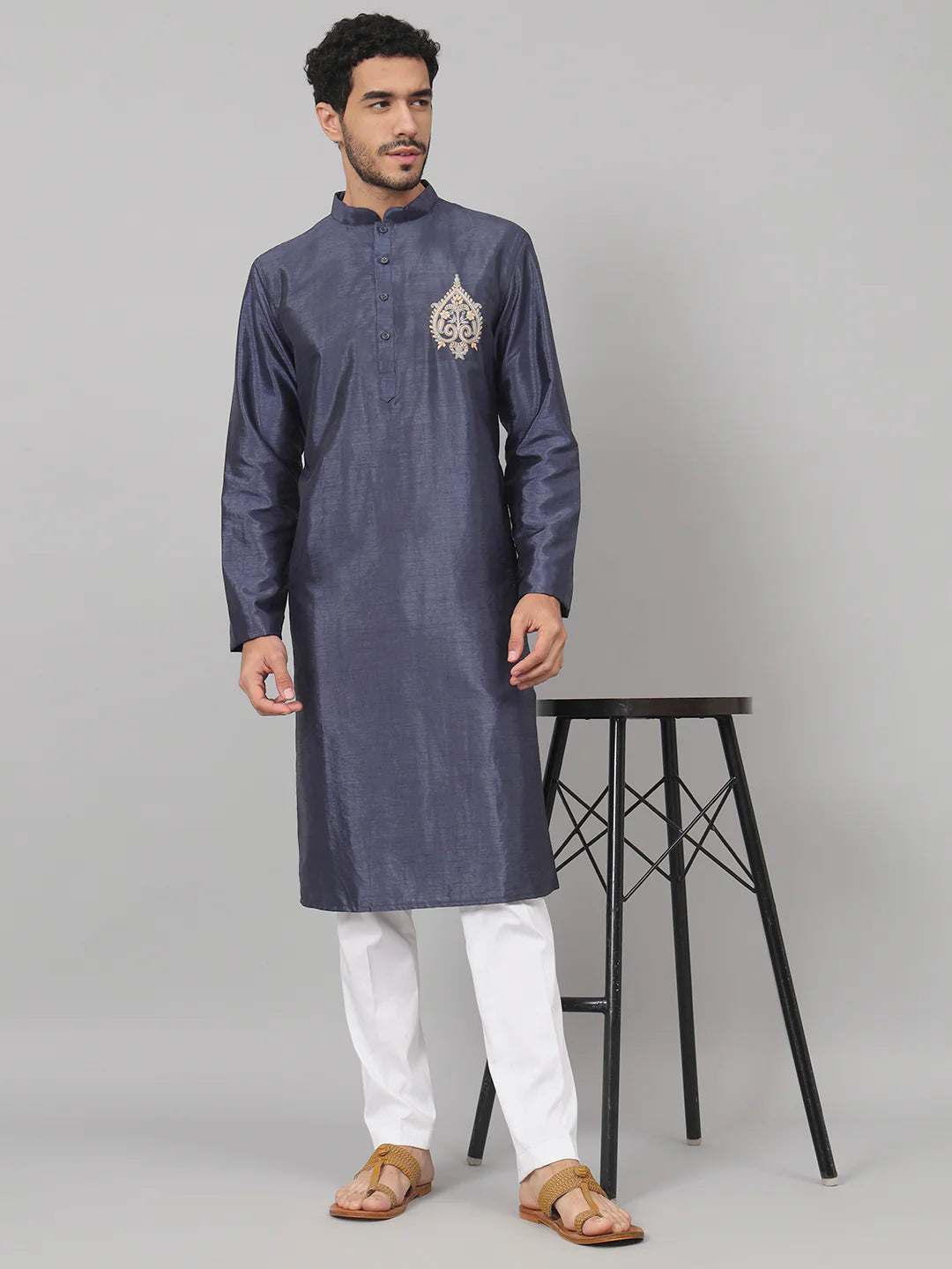 Cyan Classic silk kurta with motif embroidery