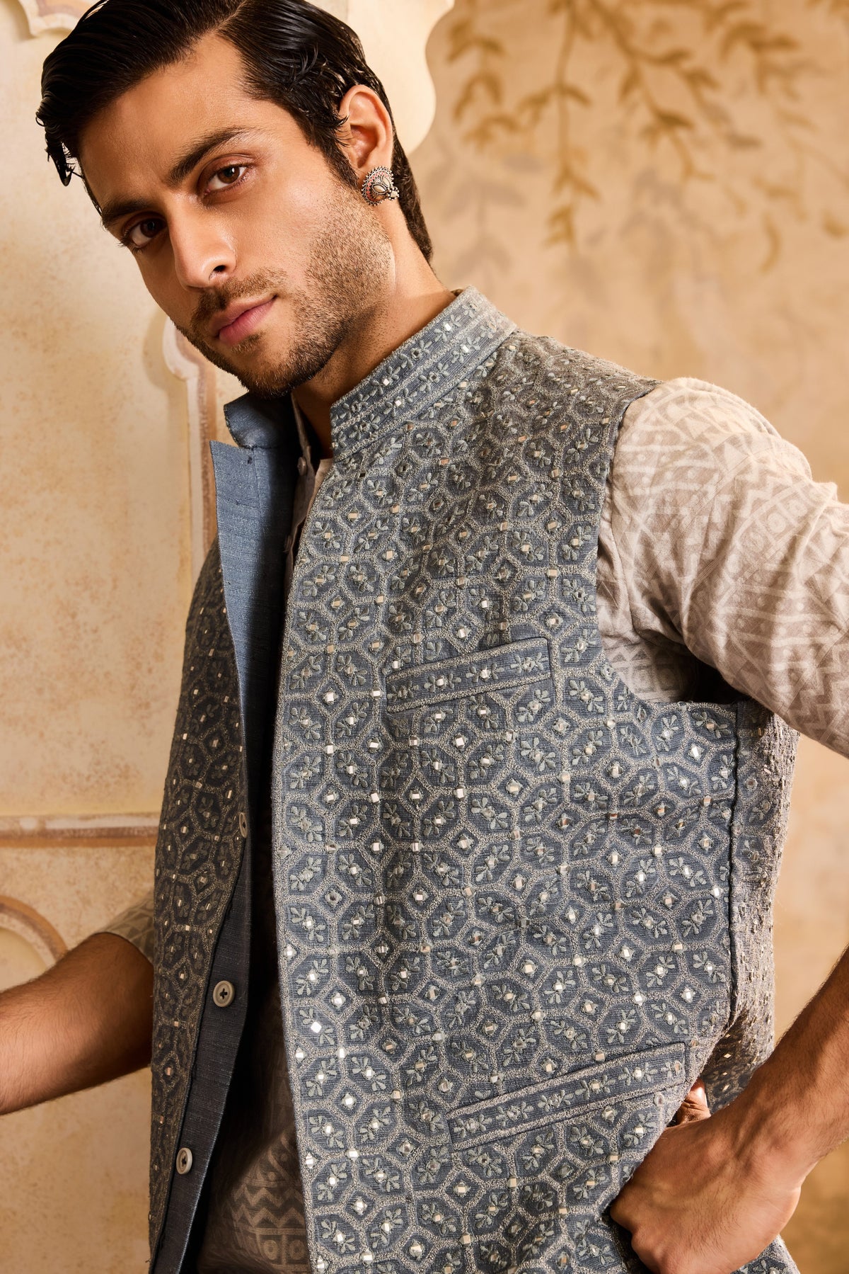 EMBROIDERED GREY MIRRORWORK BUNDI JACKET WITH KURTA PANT