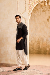 EMBROIDERED BLACK KURTA SALWAR