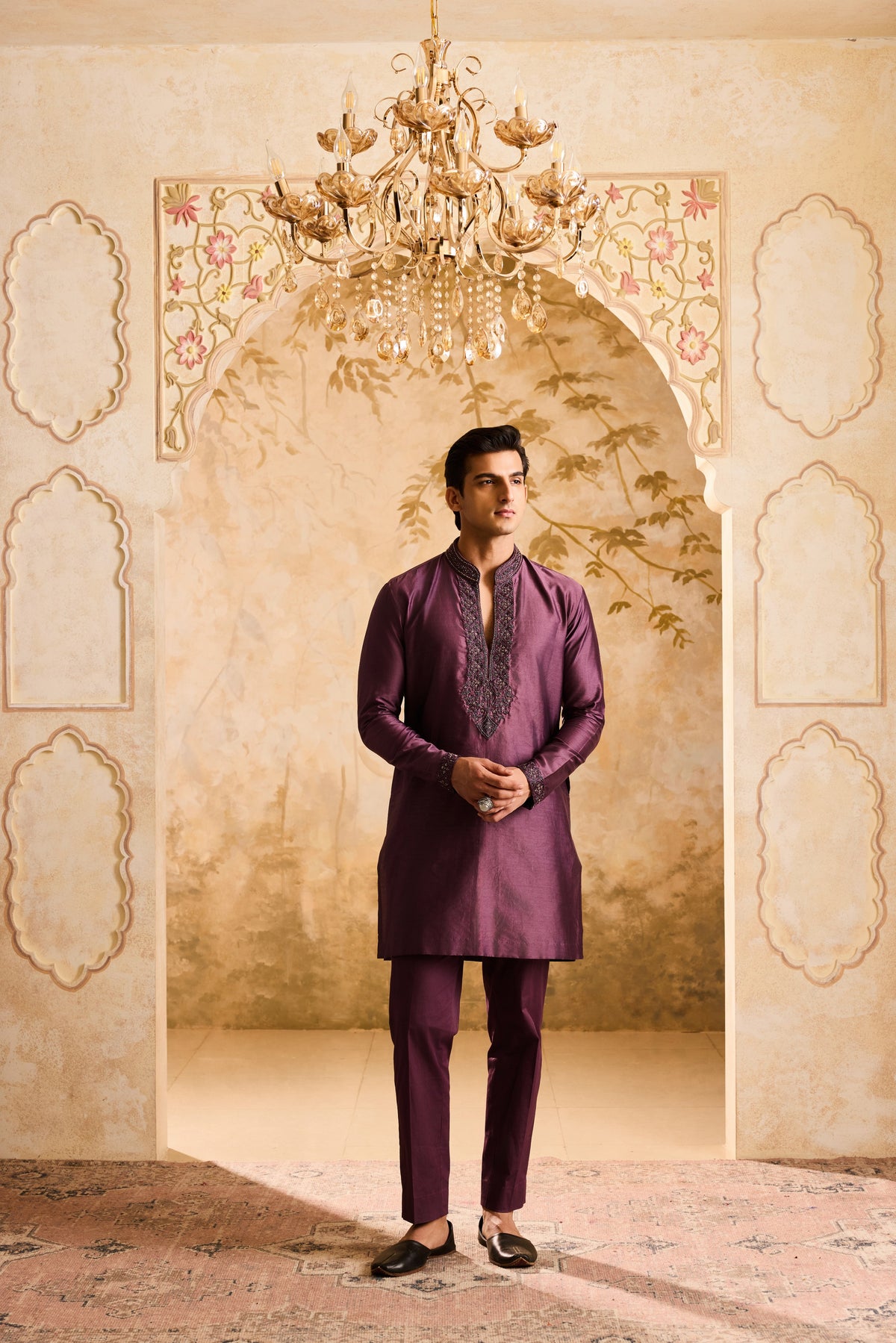 EMBROIDERED WINE KURTA PANT