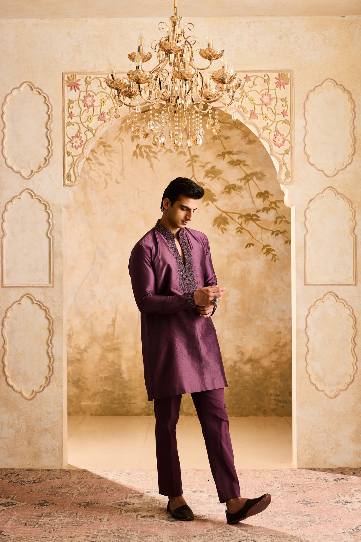 EMBROIDERED WINE KURTA PANT