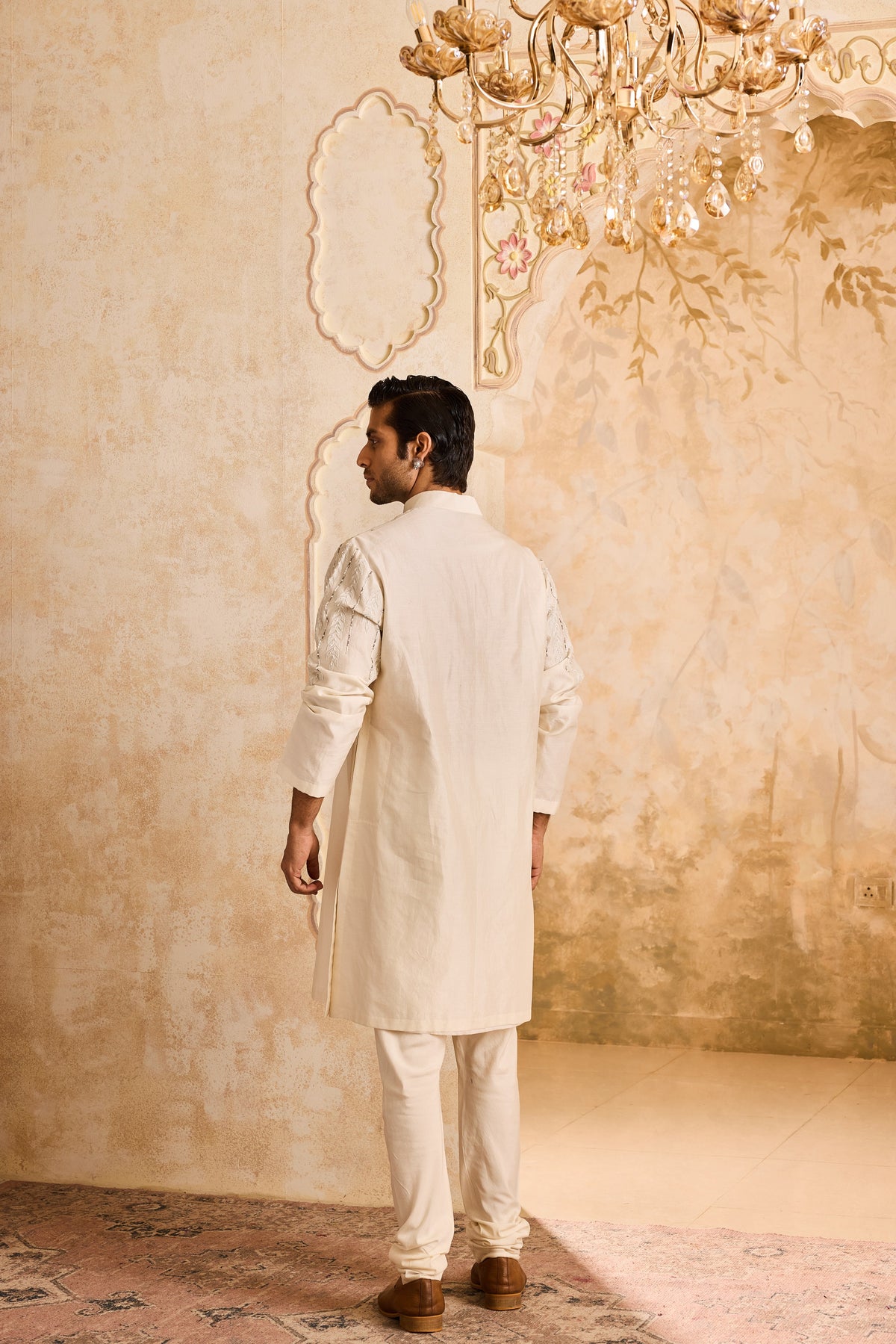 EMBROIDERED IVORY APPLIQUE WORK KURTA CHURIDAR