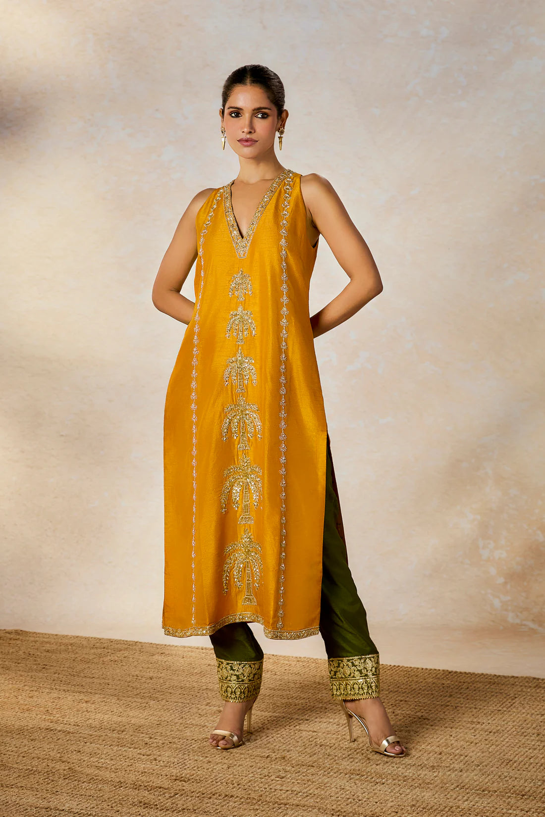 The Aam Panna Kurta Set