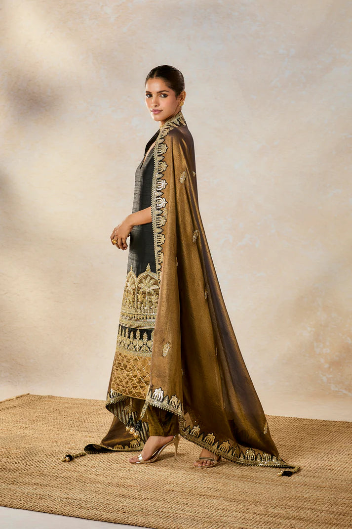 The Kala Khatta Salwar Set
