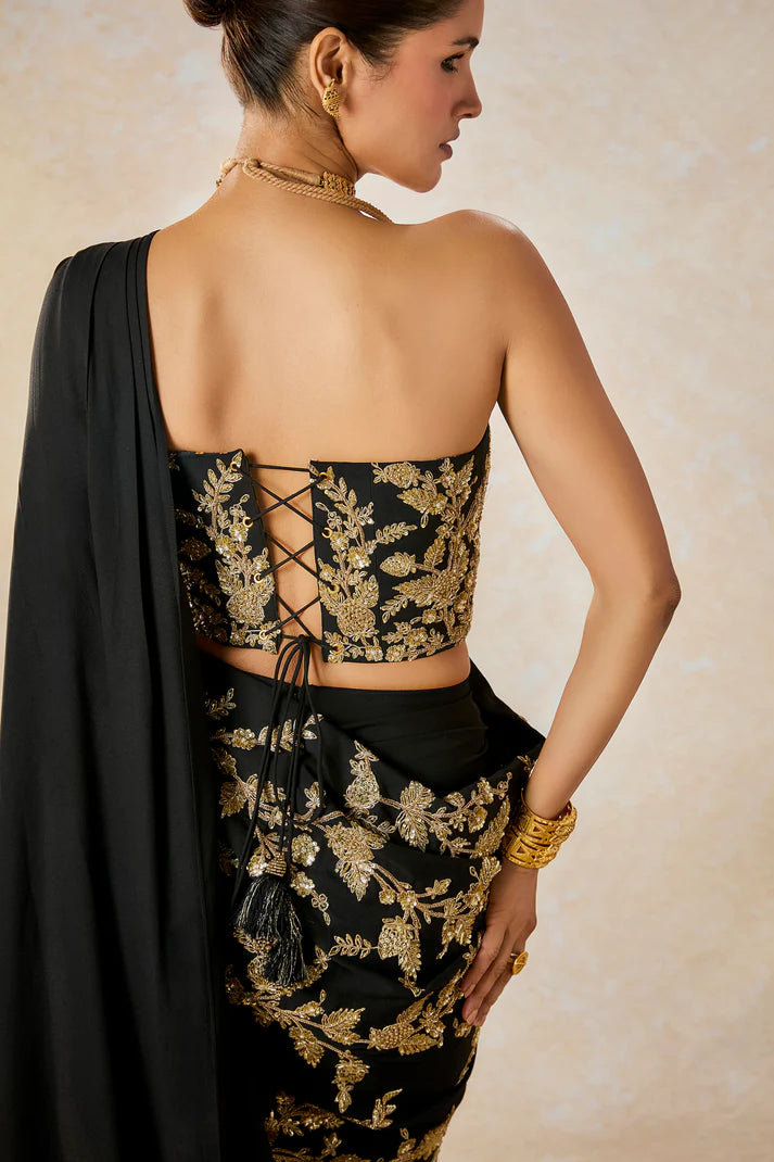 The Sunheri Bel Stitched Saree Set