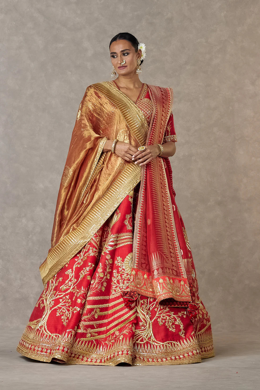 Red Bagh-E-Bahar Neelkamal Lehenga 2