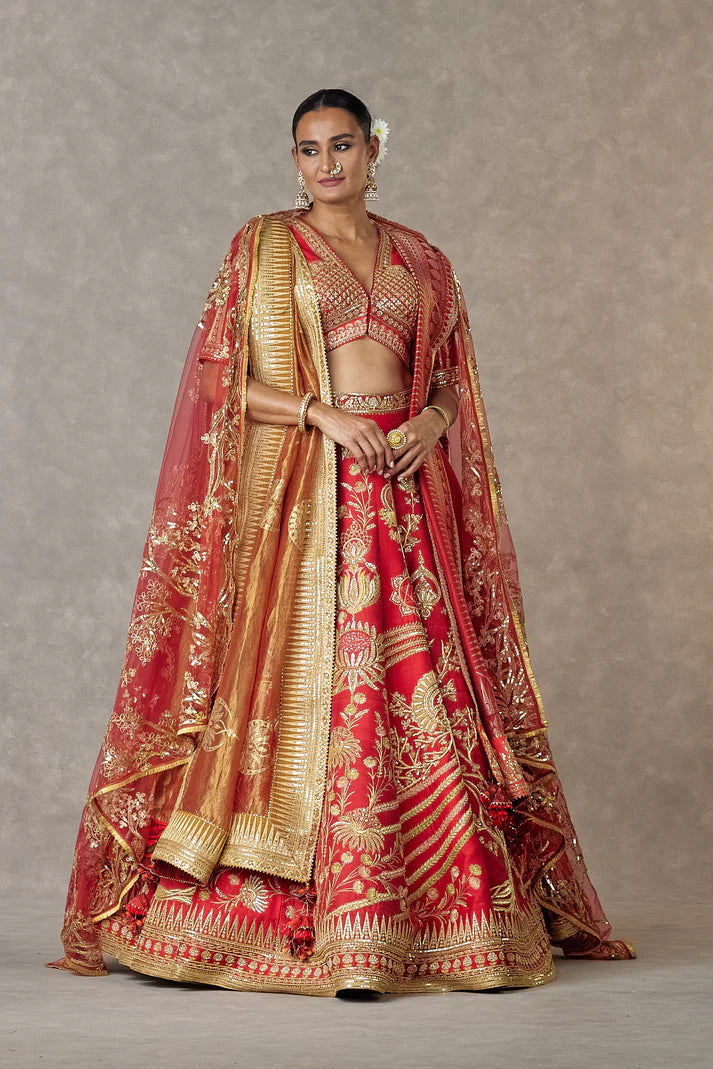 Red Bagh-E-Bahar Neelkamal Lehenga 4