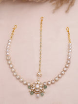 Xago Traditional Kundan Maangtikka with Matha- Patti with Pearl Detailing.