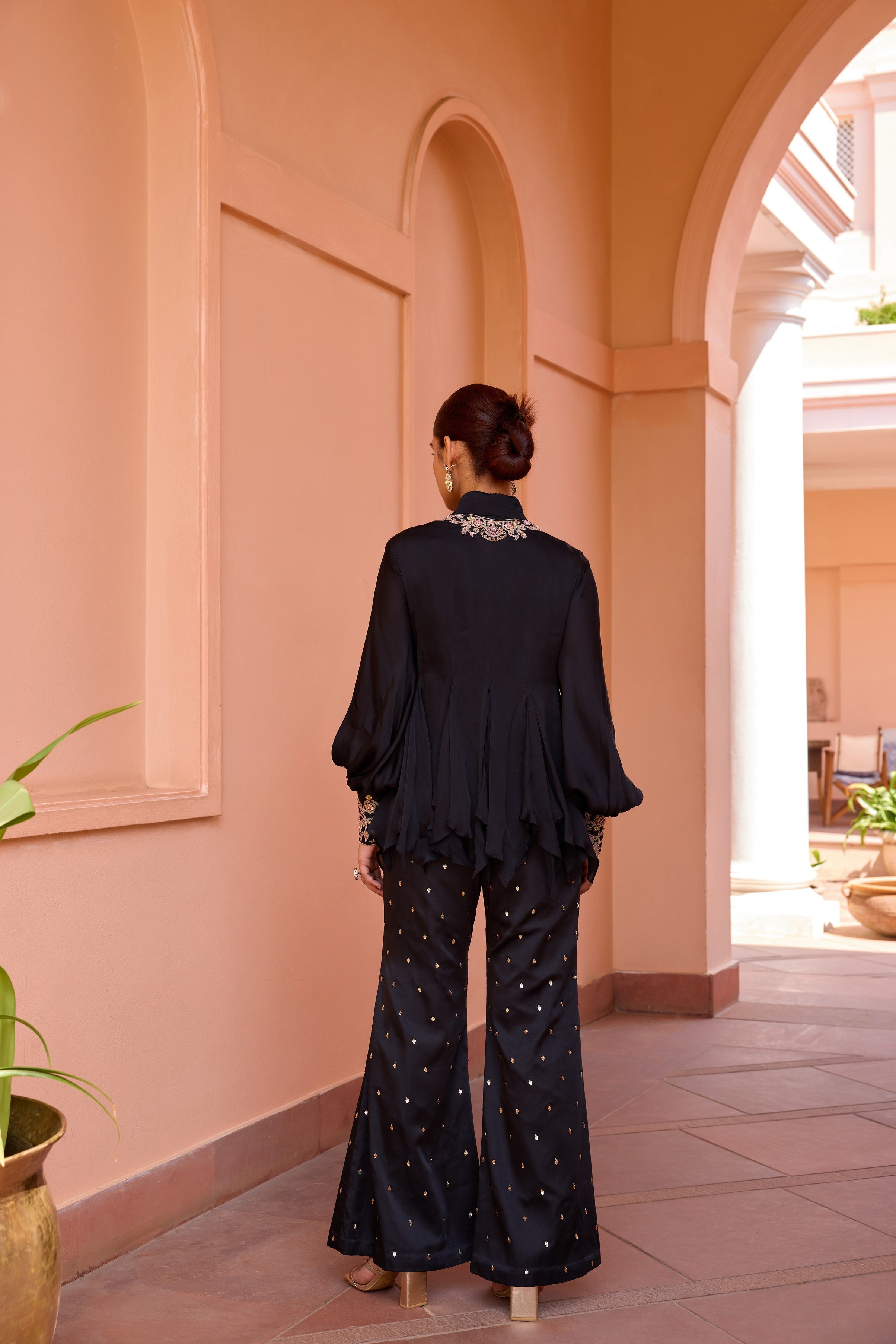 Khwab pant set
