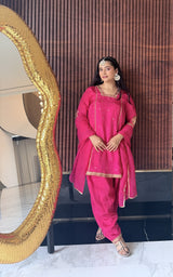 RIDHIMA VASHISTH IN FUSCIA FESTIVE SALWAR SET