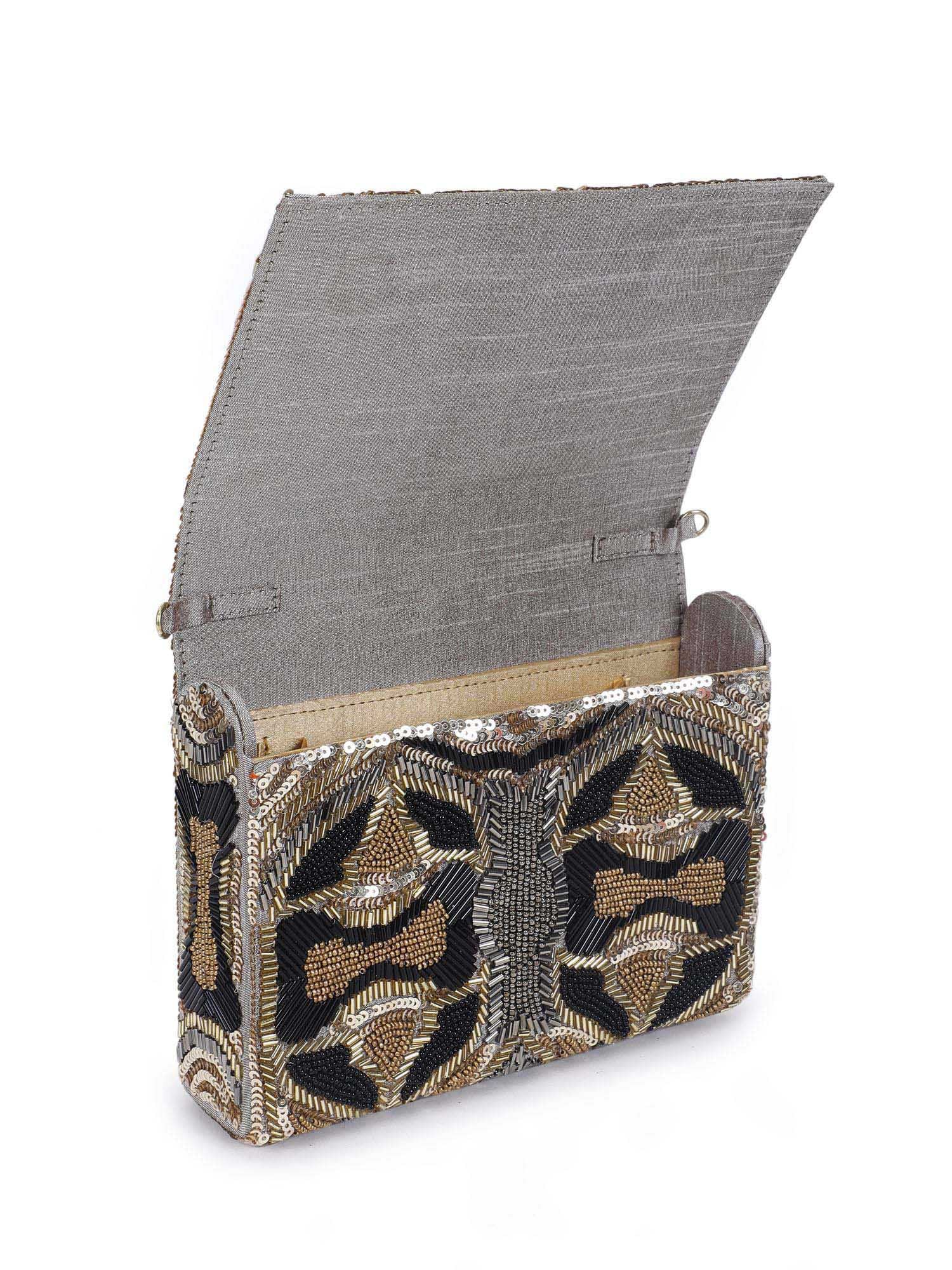 Evergreen clutch