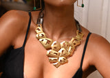 STREAMING NECKPIECE