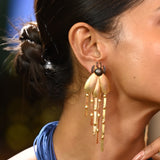 FLUTTERING ELEGANCE EARRING