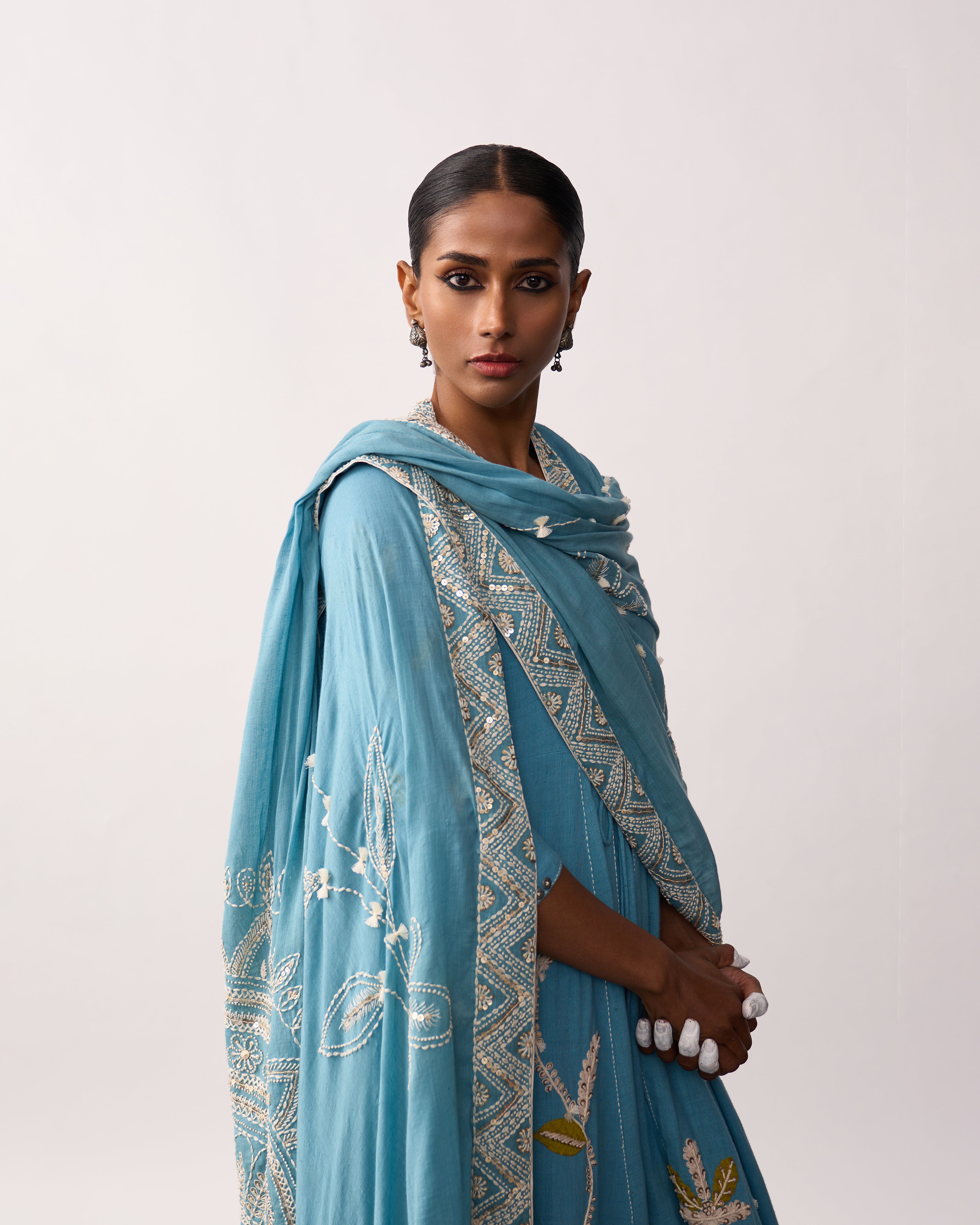 KITTUR RANI Blue Hand-spun Embroidered Dupatta