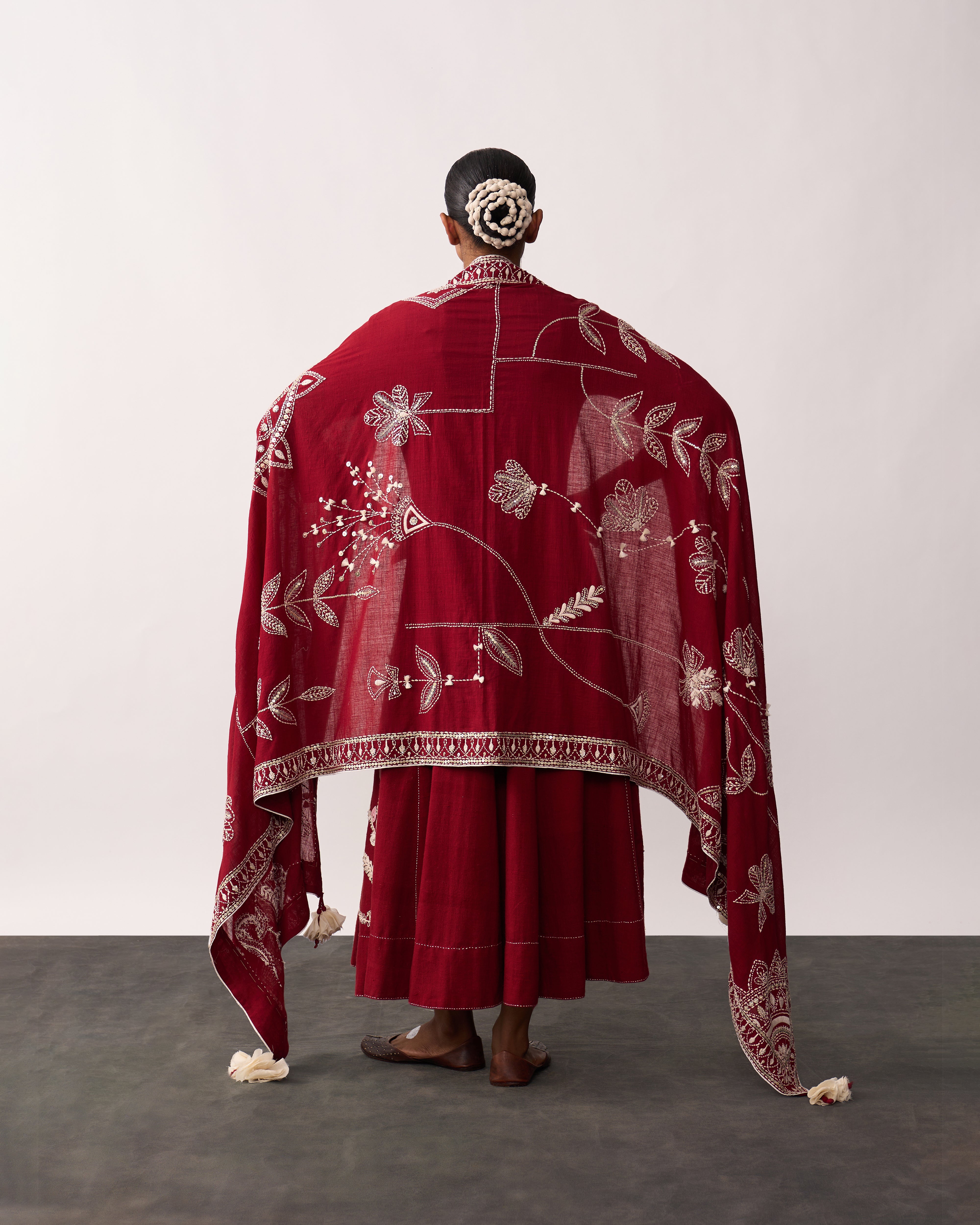 RANI LAXMI Red Hand-spun Embroidered Dupatta