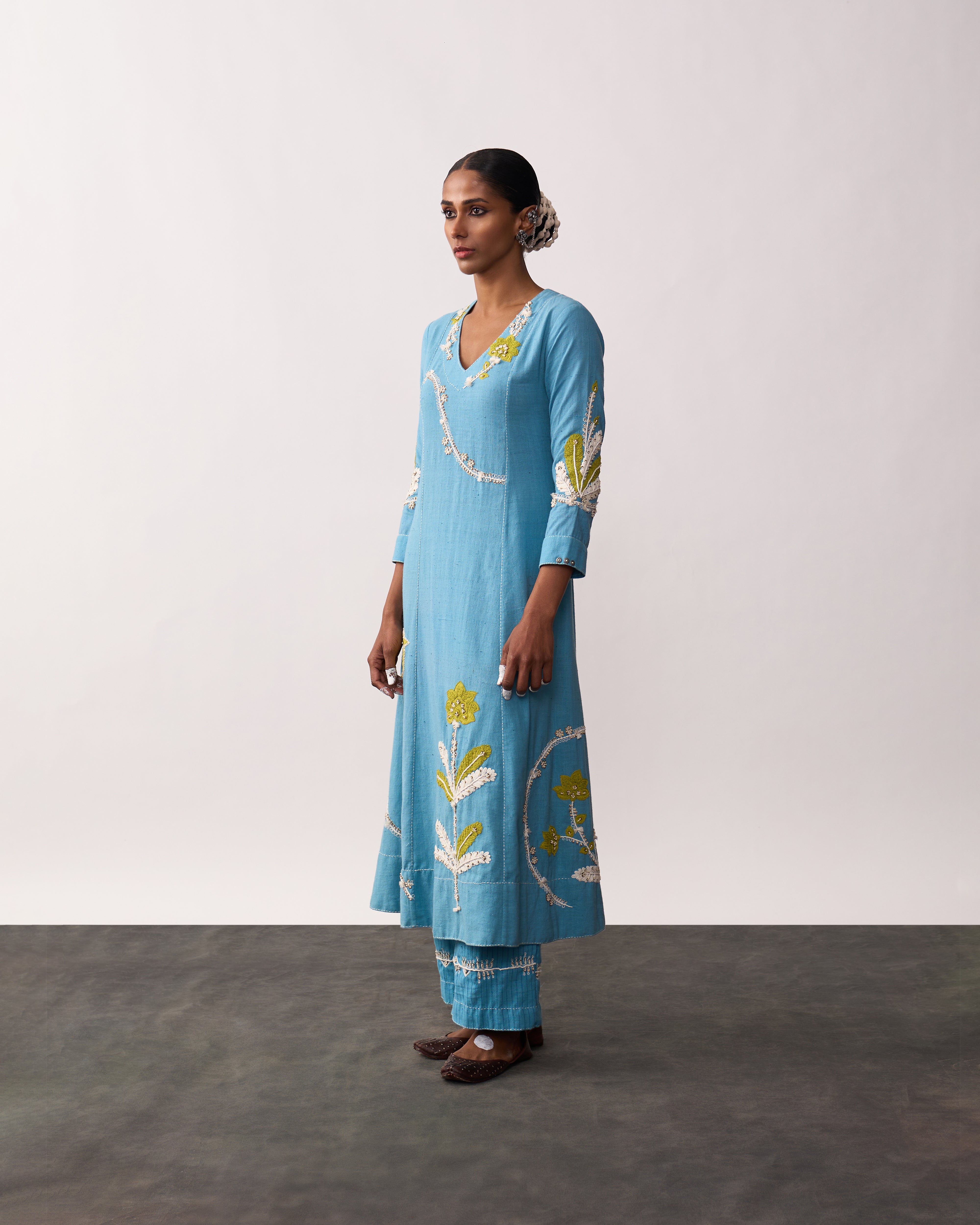 SUCHETA Blue Handspun Kurta Set