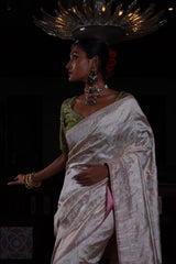 Surkh Surur' Shwet Jaal Benarasi Handloom Sari