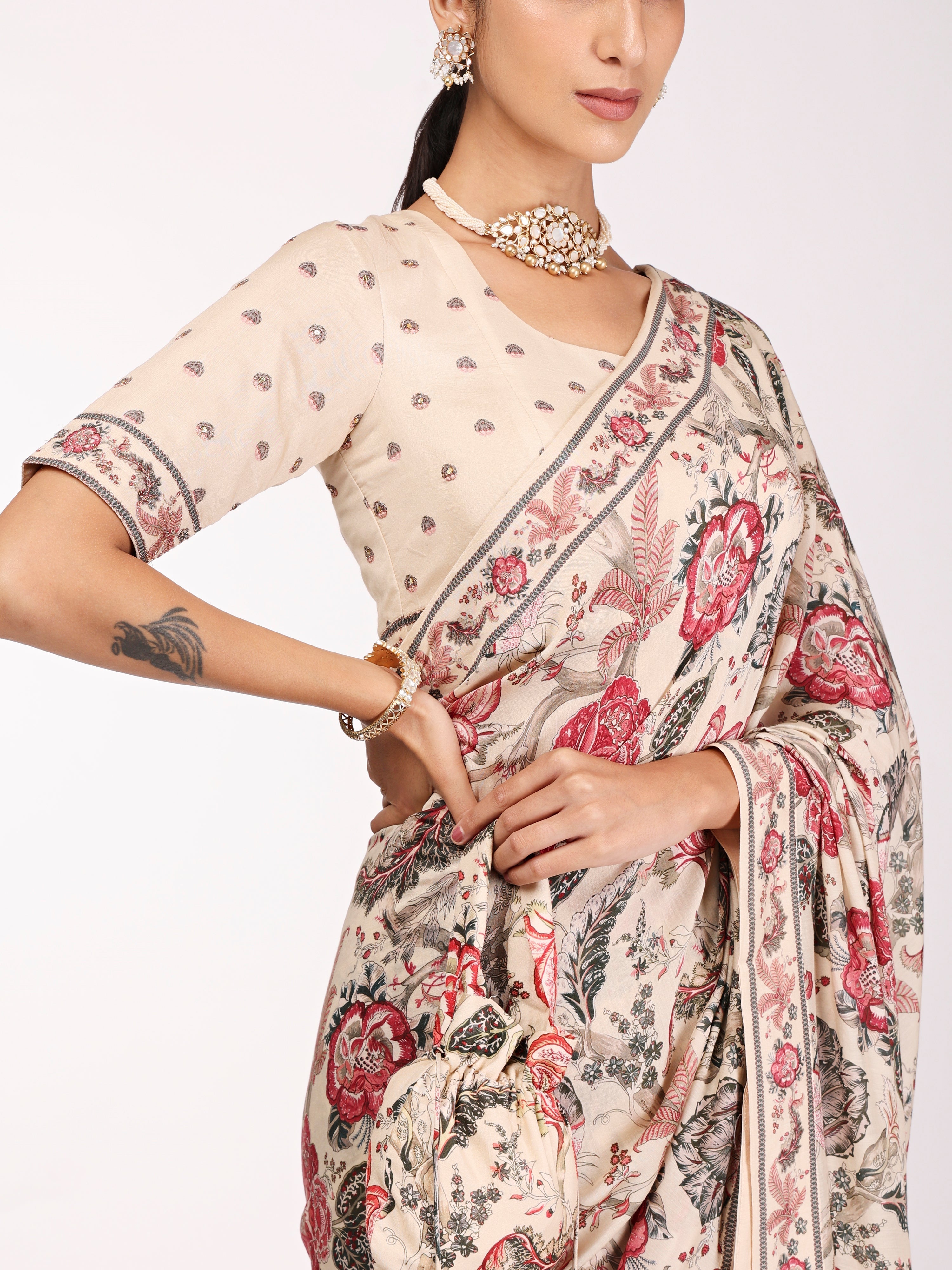 Saree with blouse piece