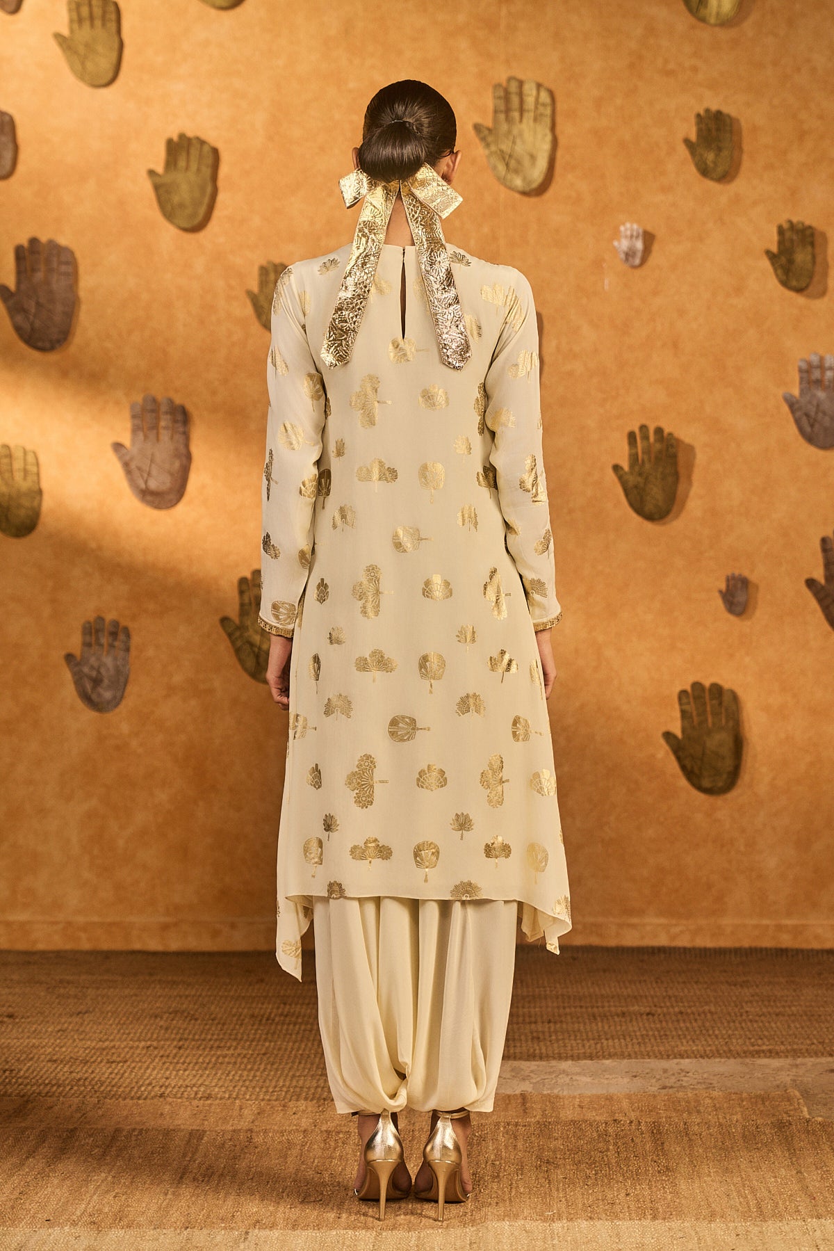 IVORY WINDROSE KURTA SET