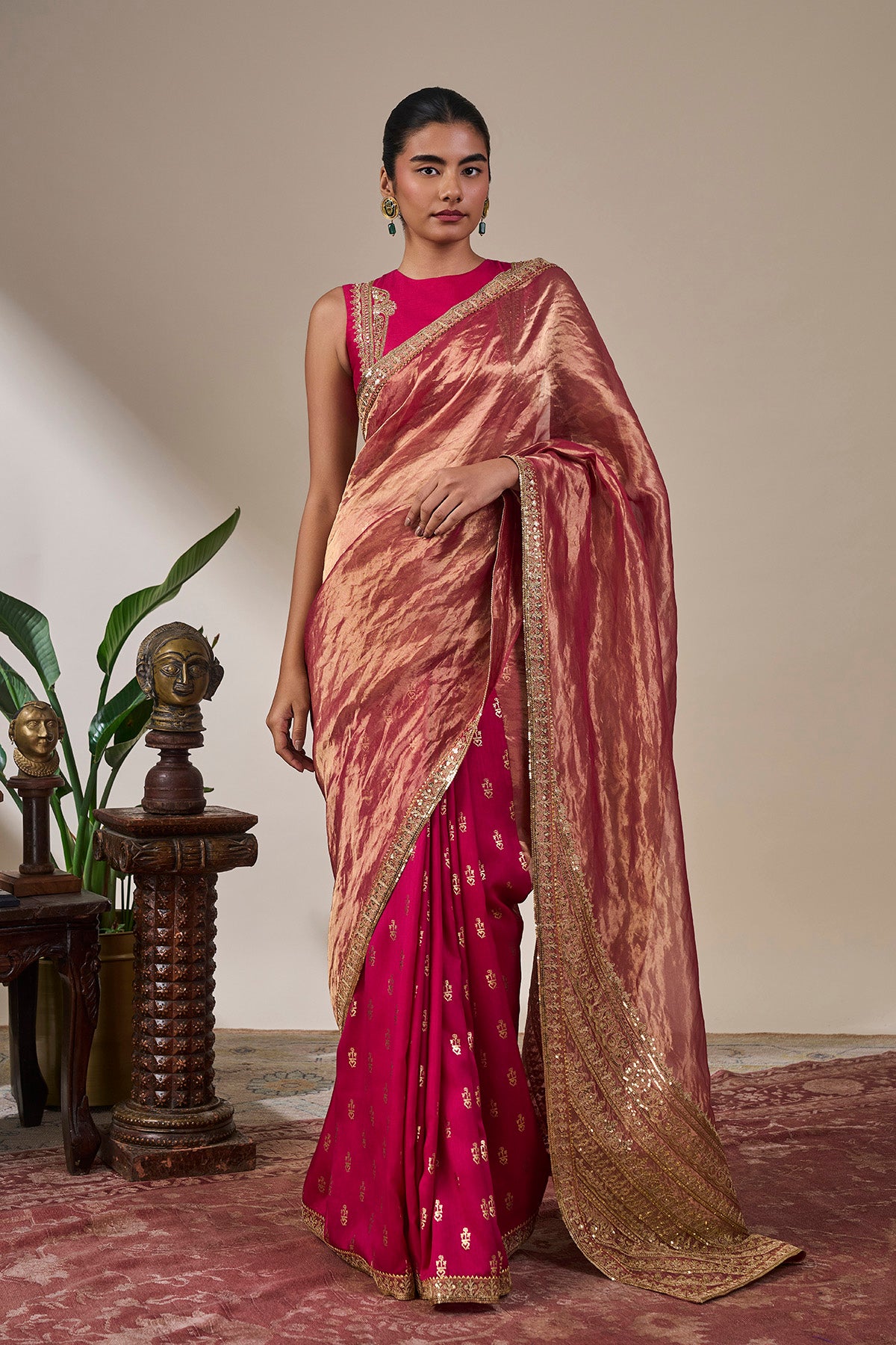 Gulabi Gali Saree