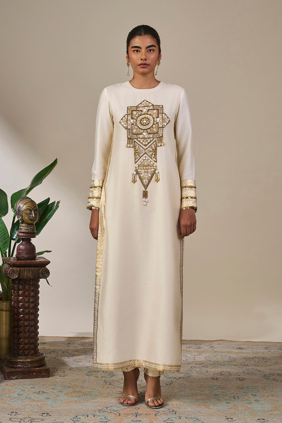 Ivory Anaar Chronicles Kurta Set