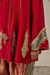 Laal Mehfil Kurta Set