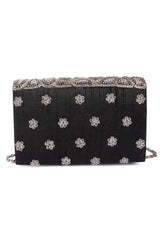 Animal pattern clutch