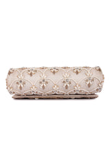 Classy subtle clutch