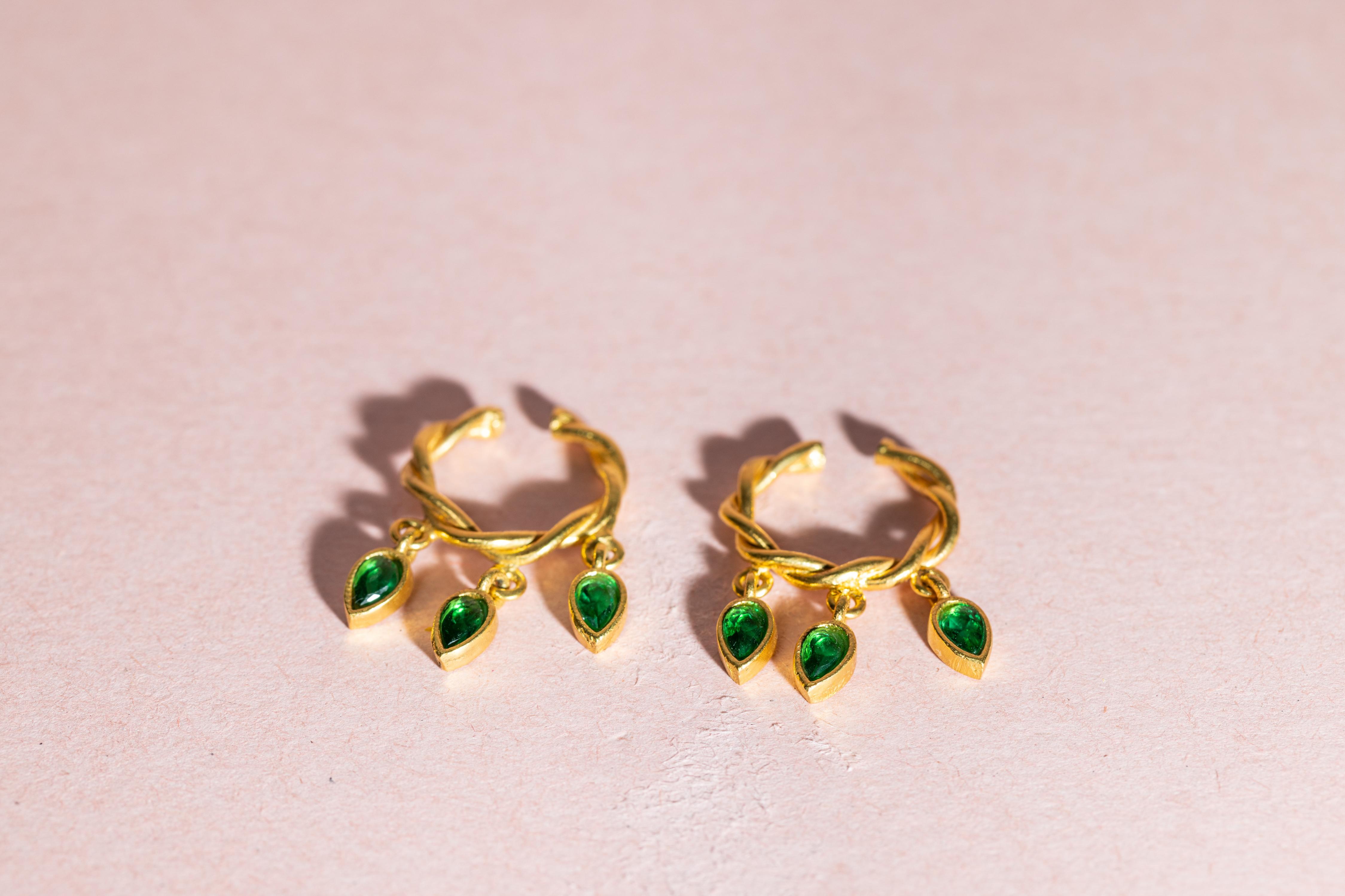 Bhindi ear cuff