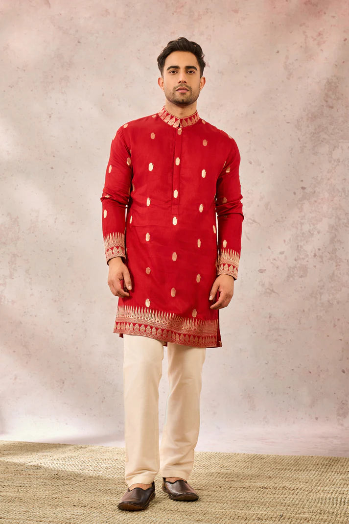 RED HAAATH PHOOL KURTA