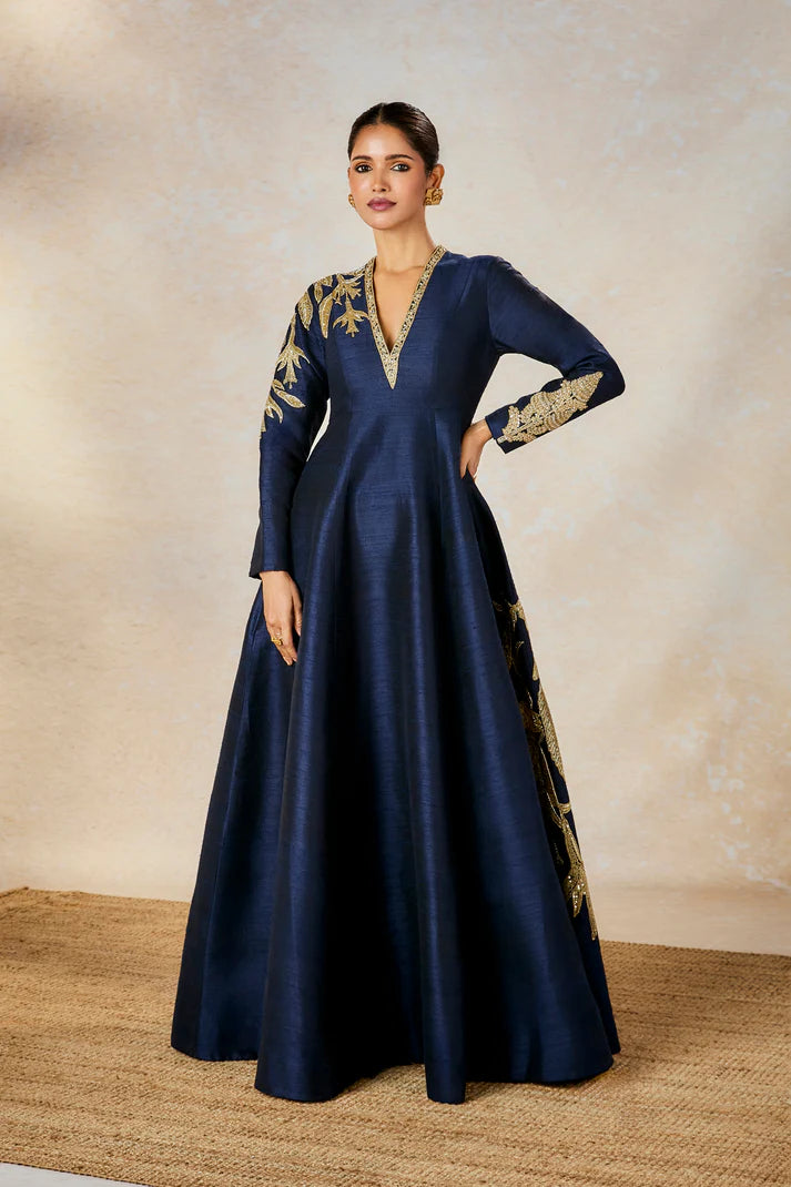 THE NEELTARA GOWN