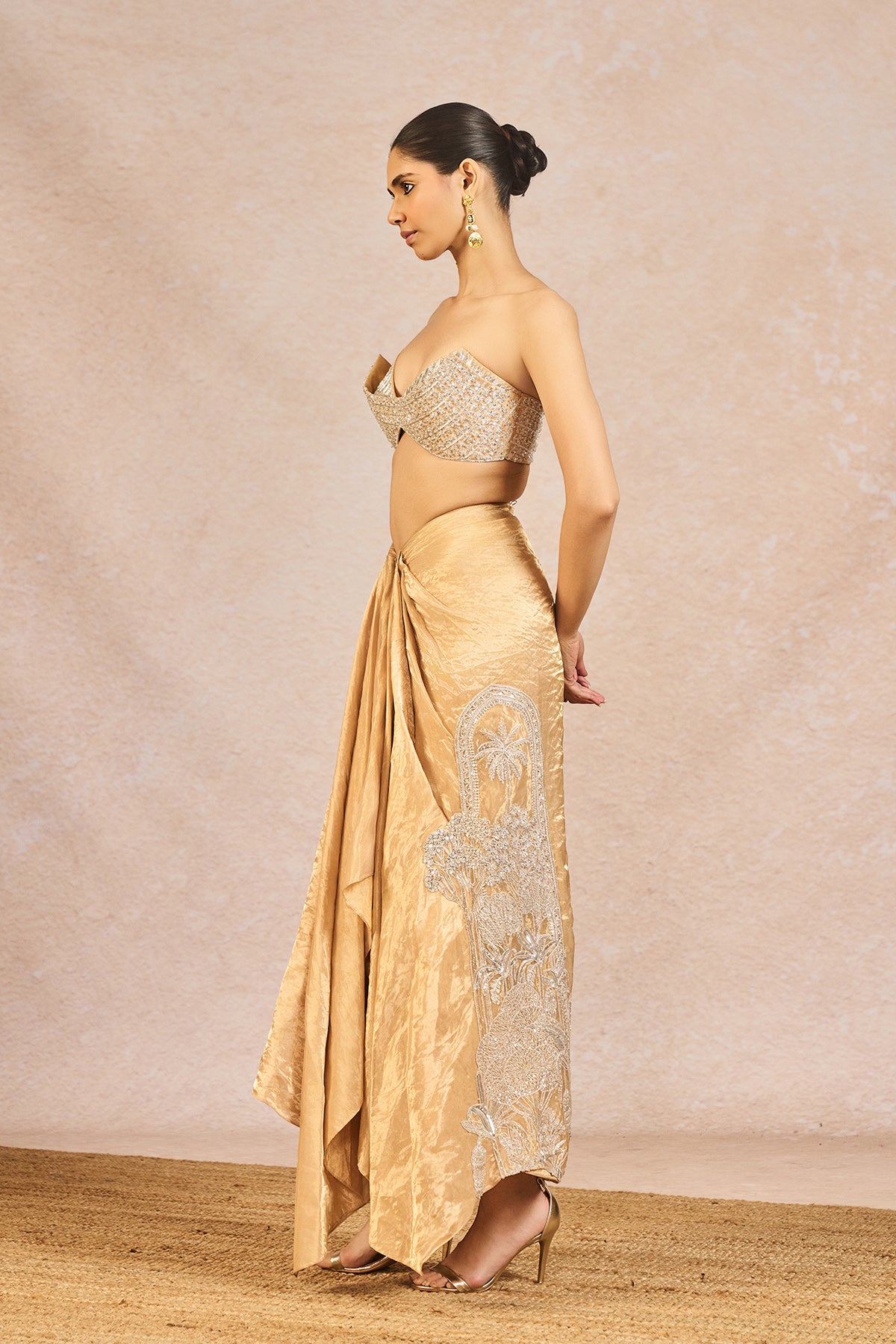 ‘CHANDNI’ FUSION SET