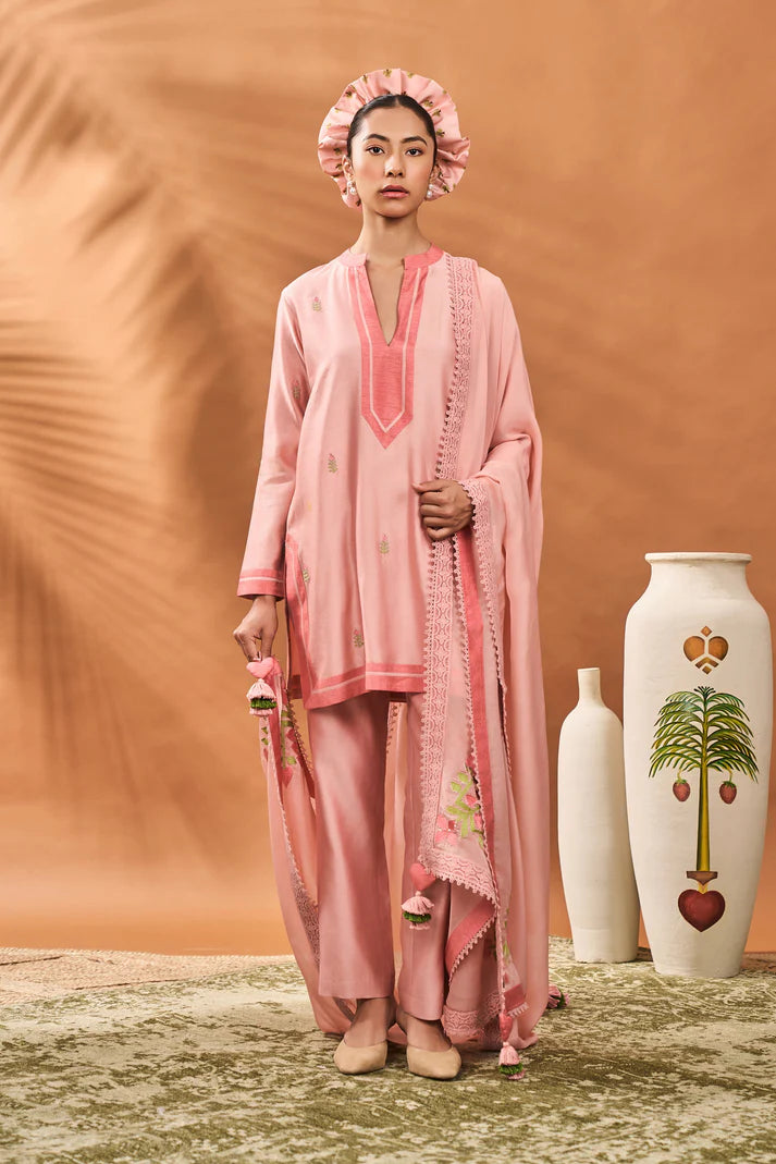 Pink Meadow Moves Kurta Set