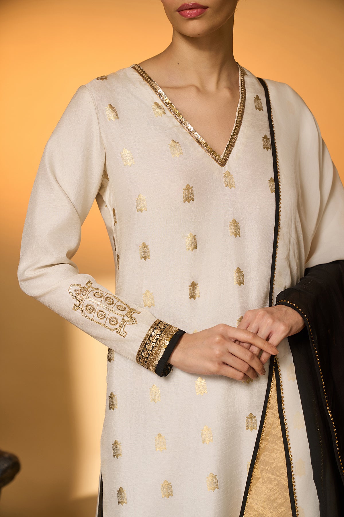 Ivory Turtle Tale Kurta Set