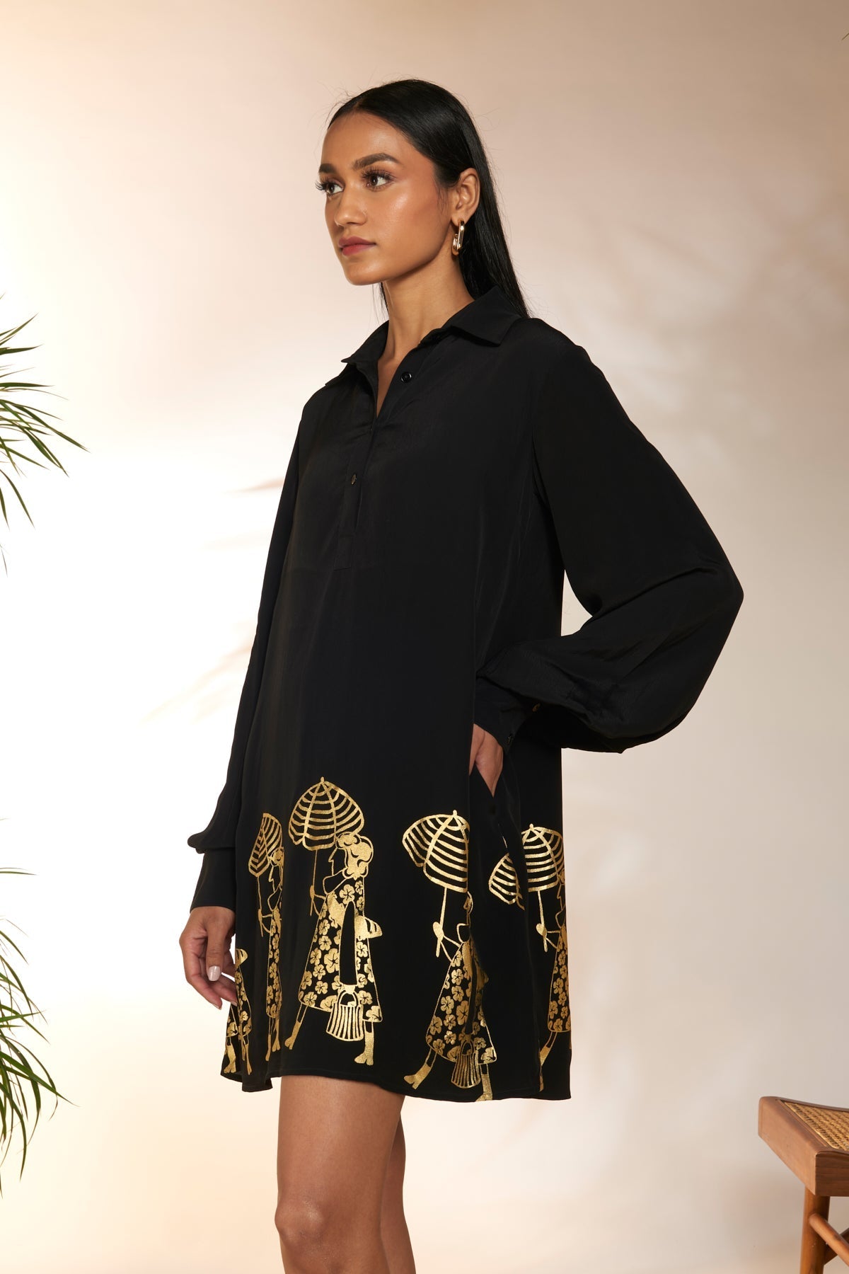 Black Sunny Days Placement Print Black Collar Dress – The Mahal