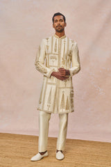 ‘TERE PEECHE CHALA AAYA’ SHERWANI SET