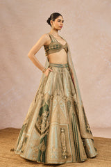 ‘JAISE KOI SAPNA’ LEHENGA
