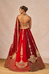 ‘MILAN KI AAS’ LEHENGA