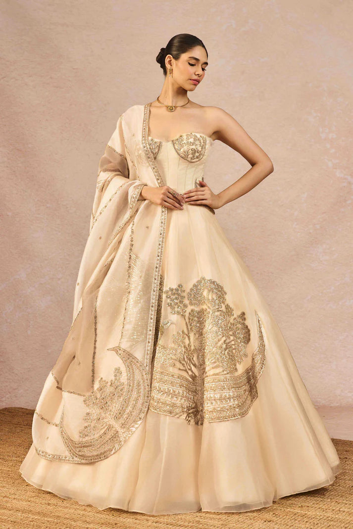 ‘TERA KHAYAL’ LEHENGA