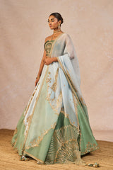 ‘PEHLI BAARISH’ LEHENGA 1