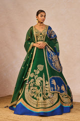 ‘MEHENDI RACHKE’ LEHENGA