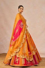 ‘PATAKHA’ LEHENGA