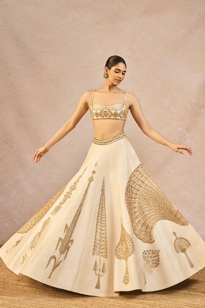 ‘PEHLI KIRAN’ LEHENGA 1