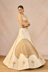 ‘PEHLI KIRAN’ LEHENGA 1