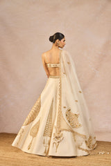 ‘PEHLI KIRAN’ LEHENGA 1