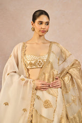 ‘PEHLI KIRAN’ LEHENGA 1