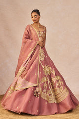 ‘PYAAR KE CHARCHE’ LEHENGA